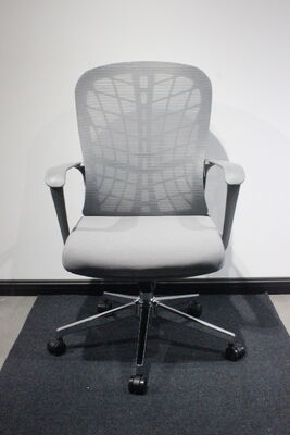 Goede prijs Zwart Zwenkwiel Kantoor Draaistoel 11kg Ergonomisch Ontwerp Verstelbare Hoogte Comfortabele Zitting Geschikt voor Vergaderruimtes online